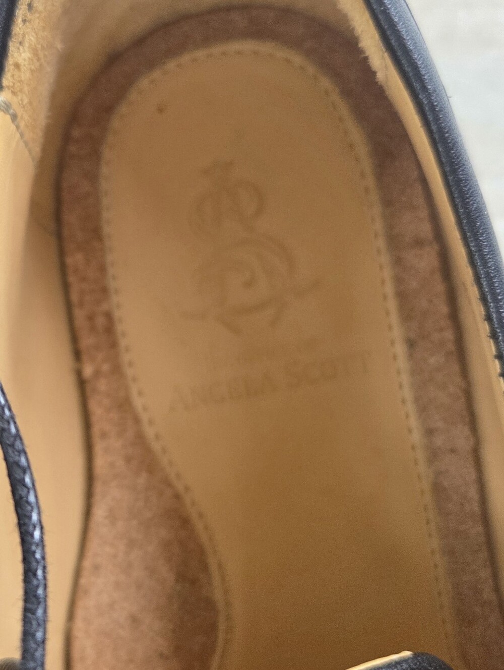 Office of Angela Scott Mr. Evans Black Wingtip Oxford Shoes EU 39 (8.5-9) - Picture 6 of 10